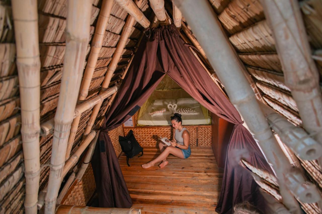 Mad Monkey Hostel Nacpan Beach (Adults Only) Ель-Нідо Екстер'єр фото