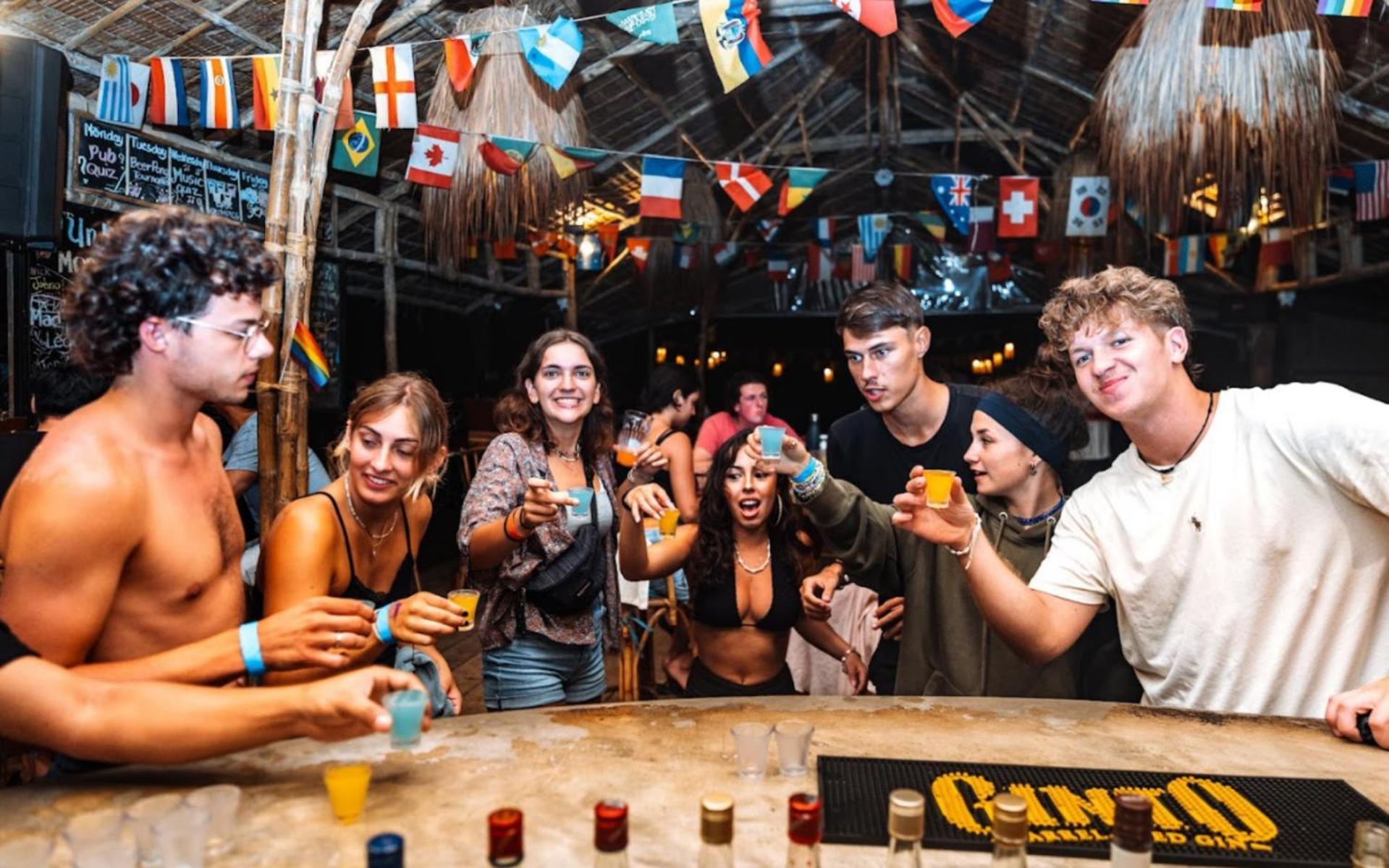 Mad Monkey Hostel Nacpan Beach (Adults Only) Ель-Нідо Екстер'єр фото