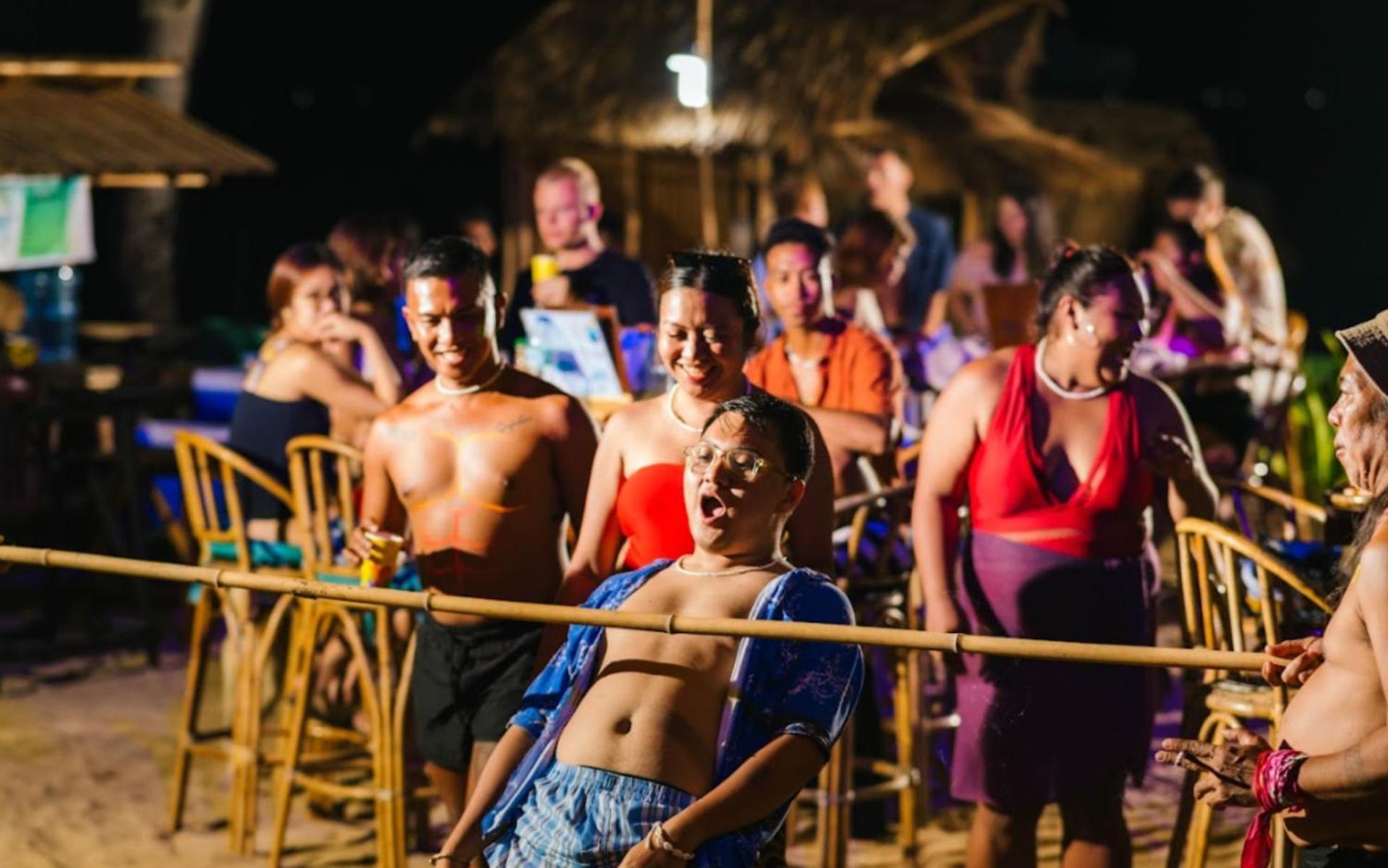 Mad Monkey Hostel Nacpan Beach (Adults Only) Ель-Нідо Екстер'єр фото